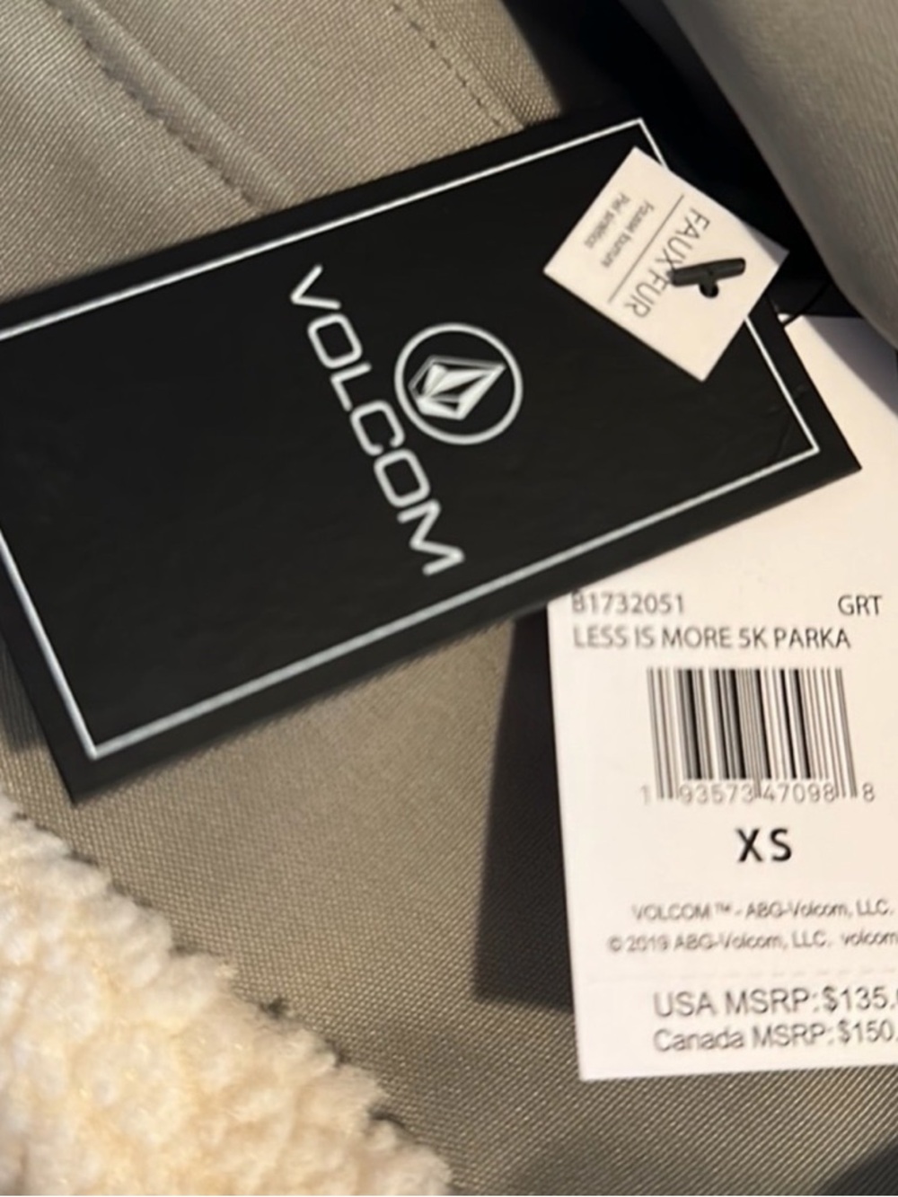 Volcom Hooded Jacket - Picture 8 of 9